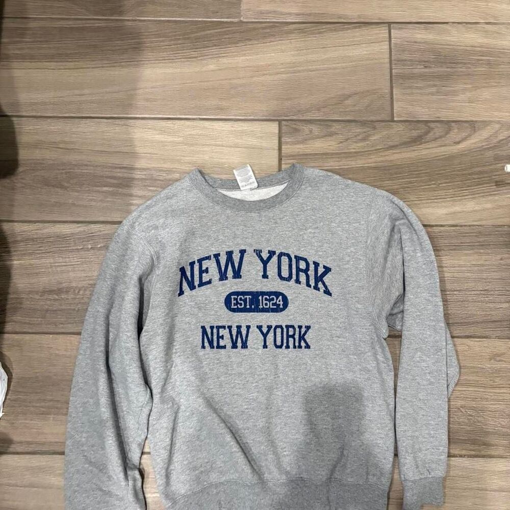 Vintage New York Crewneck 🗽🩶